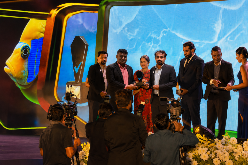 Intelliglow Solutions receiving the Asia Miracle Award
